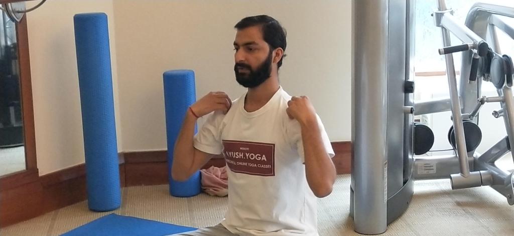 yoga online class asana pranayam meditation varanasi banaras kashi ganga ghat sunrise view hathayoga yogateacher ayushyoga session group private mat pose 