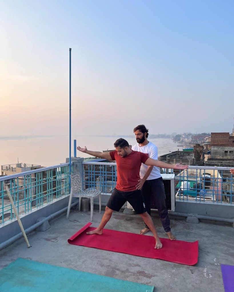 yoga online class asana pranayam meditation varanasi banaras kashi ganga ghat sunrise view hathayoga yogateacher ayushyoga session group private mat pose