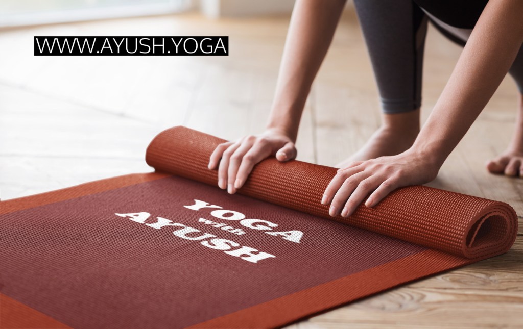 Hatha Yoga with Ayush in Varanasi Bananas Kashi. Yogamat.
Yogateacher.