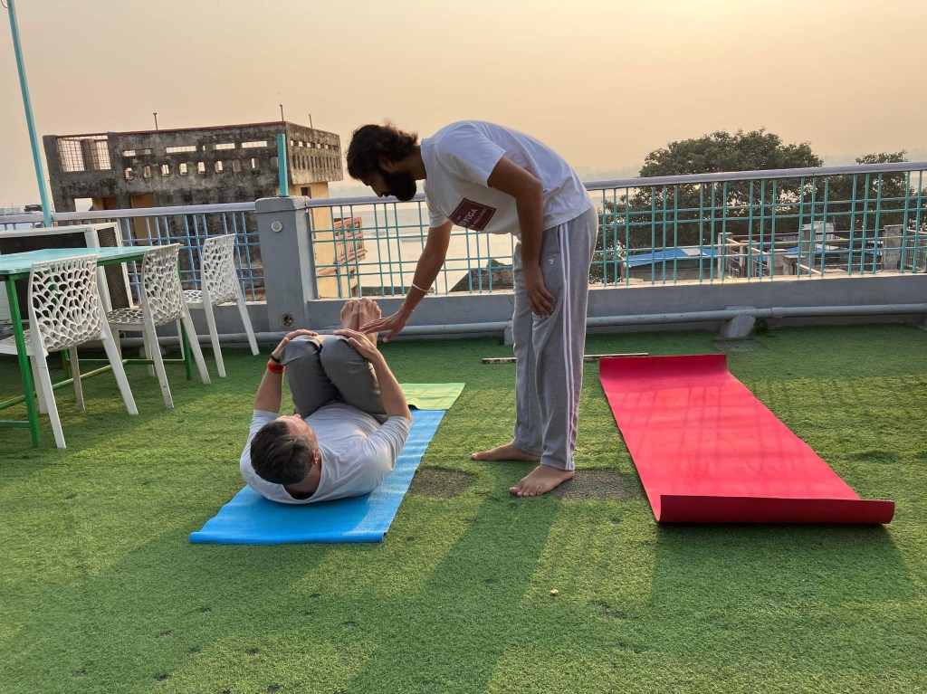 yoga online class asana pranayam meditation varanasi banaras kashi ganga ghat sunrise view hathayoga yogateacher ayushyoga session group private mat pose 