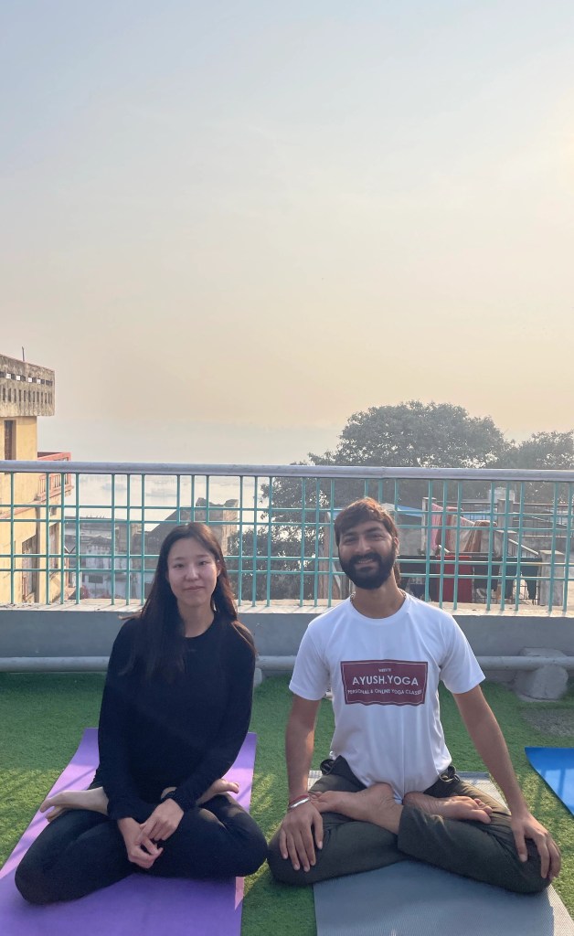 yoga onlineyoga yogaclass asana pranayam meditation varanasi banaras kashi ganga ghat sunriseyoga view hathayoga yogateacher ayushyoga yogasession groupyoga privateyoga yogamat yogapose yogainvaranasi yogawithayush yogaontheghat 