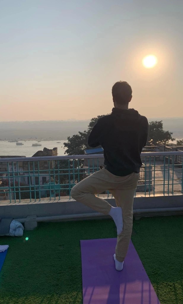 yoga onlineyoga yogaclass asana pranayam meditation varanasi banaras kashi ganga ghat sunriseyoga view hathayoga yogateacher ayushyoga yogasession groupyoga privateyoga yogamat yogapose yogainvaranasi yogawithayush yogaontheghat 