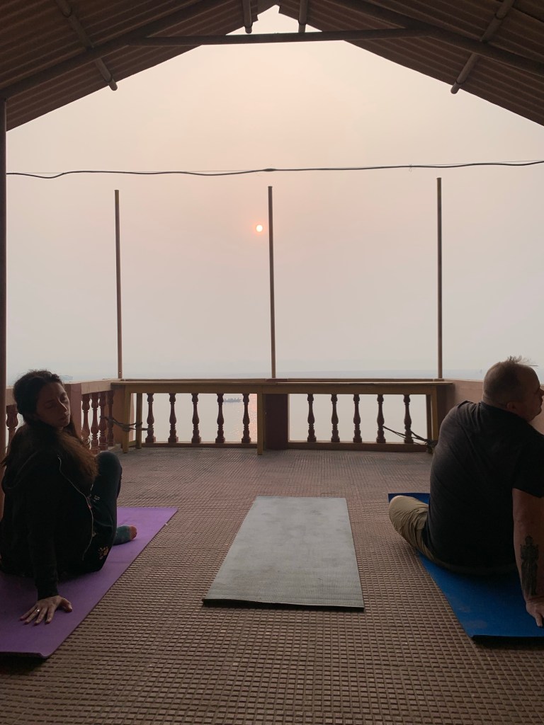 yoga onlineyoga yogaclass asana pranayam meditation varanasi banaras kashi ganga ghat sunriseyoga view hathayoga yogateacher ayushyoga yogasession groupyoga privateyoga yogamat yogapose yogainvaranasi yogawithayush yogaontheghat 