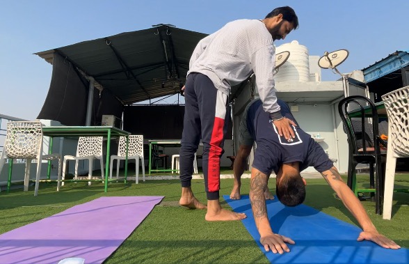 yoga onlineyoga yogaclass asana pranayam meditation varanasi banaras kashi ganga ghat sunriseyoga view hathayoga yogateacher ayushyoga yogasession groupyoga privateyoga yogamat yogapose yogainvaranasi yogawithayush yogaontheghat 