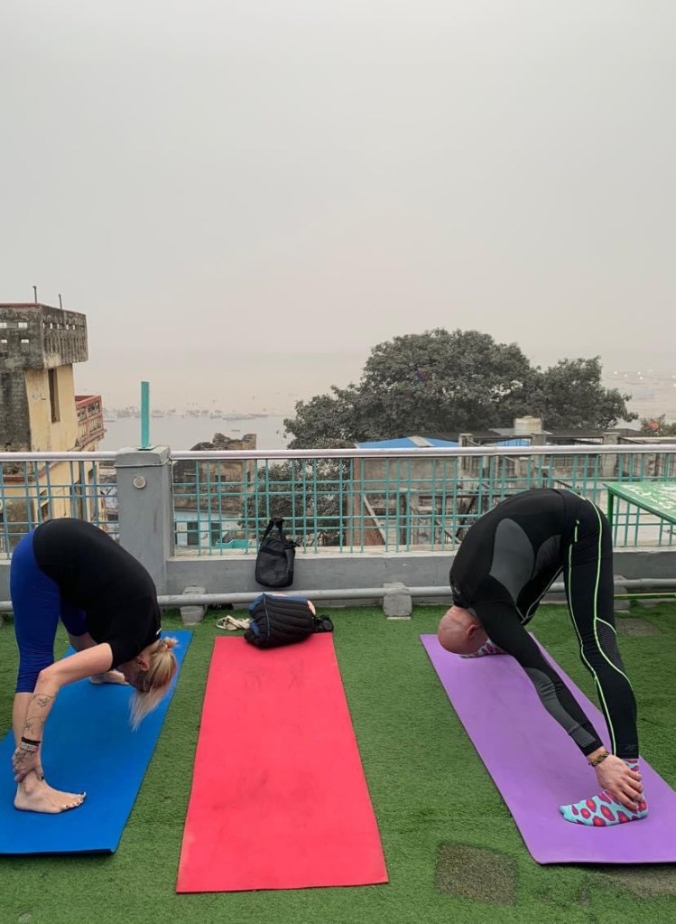 yoga onlineyoga yogaclass asana pranayam meditation varanasi banaras kashi ganga ghat sunriseyoga view hathayoga yogateacher ayushyoga yogasession groupyoga privateyoga yogamat yogapose yogainvaranasi yogawithayush yogaontheghat 