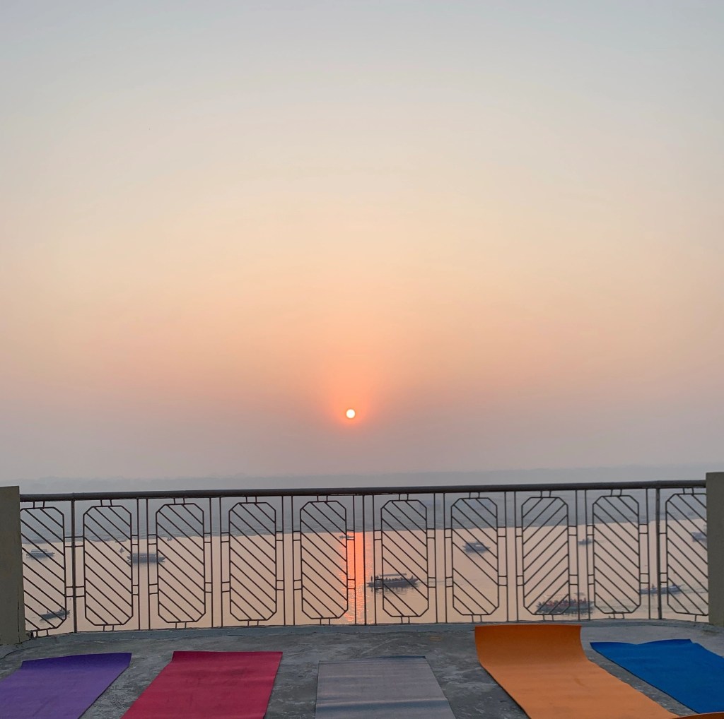 yoga onlineyoga yogaclass asana pranayam meditation varanasi banaras kashi ganga ghat sunriseyoga view hathayoga yogateacher ayushyoga yogasession groupyoga privateyoga yogamat yogapose yogainvaranasi yogawithayush yogaontheghat 