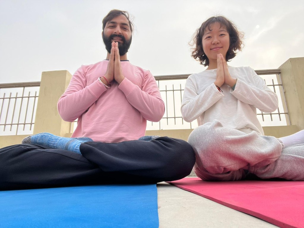 yoga onlineyoga yogaclass asana pranayam meditation varanasi banaras kashi ganga ghat sunriseyoga view hathayoga yogateacher ayushyoga yogasession groupyoga privateyoga yogamat yogapose yogainvaranasi yogawithayush yogaontheghat 