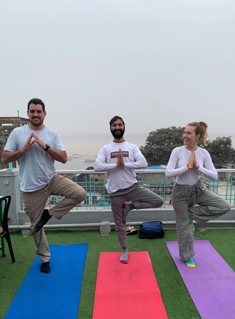 yoga onlineyoga yogaclass asana pranayam meditation varanasi banaras kashi ganga ghat sunriseyoga view hathayoga yogateacher ayushyoga yogasession groupyoga privateyoga yogamat yogapose yogainvaranasi yogawithayush yogaontheghat 