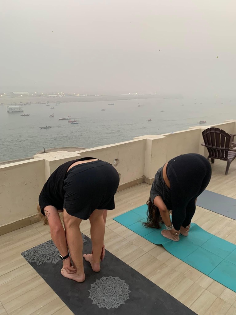yoga onlineyoga yogaclass asana pranayam meditation varanasi banaras kashi ganga ghat sunriseyoga view hathayoga yogateacher ayushyoga yogasession groupyoga privateyoga yogamat yogapose yogainvaranasi yogawithayush yogaontheghat 