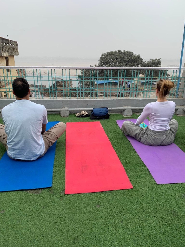 yoga onlineyoga yogaclass asana pranayam meditation varanasi banaras kashi ganga ghat sunriseyoga view hathayoga yogateacher ayushyoga yogasession groupyoga privateyoga yogamat yogapose yogainvaranasi yogawithayush yogaontheghat 
