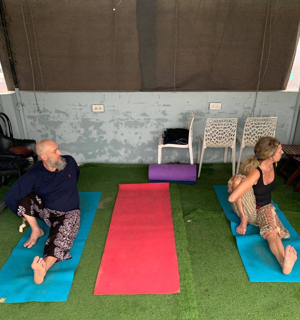 yoga onlineyoga yogaclass asana pranayam meditation varanasi banaras kashi ganga ghat sunriseyoga view hathayoga yogateacher ayushyoga yogasession groupyoga privateyoga yogamat yogapose yogainvaranasi yogawithayush yogaontheghat 