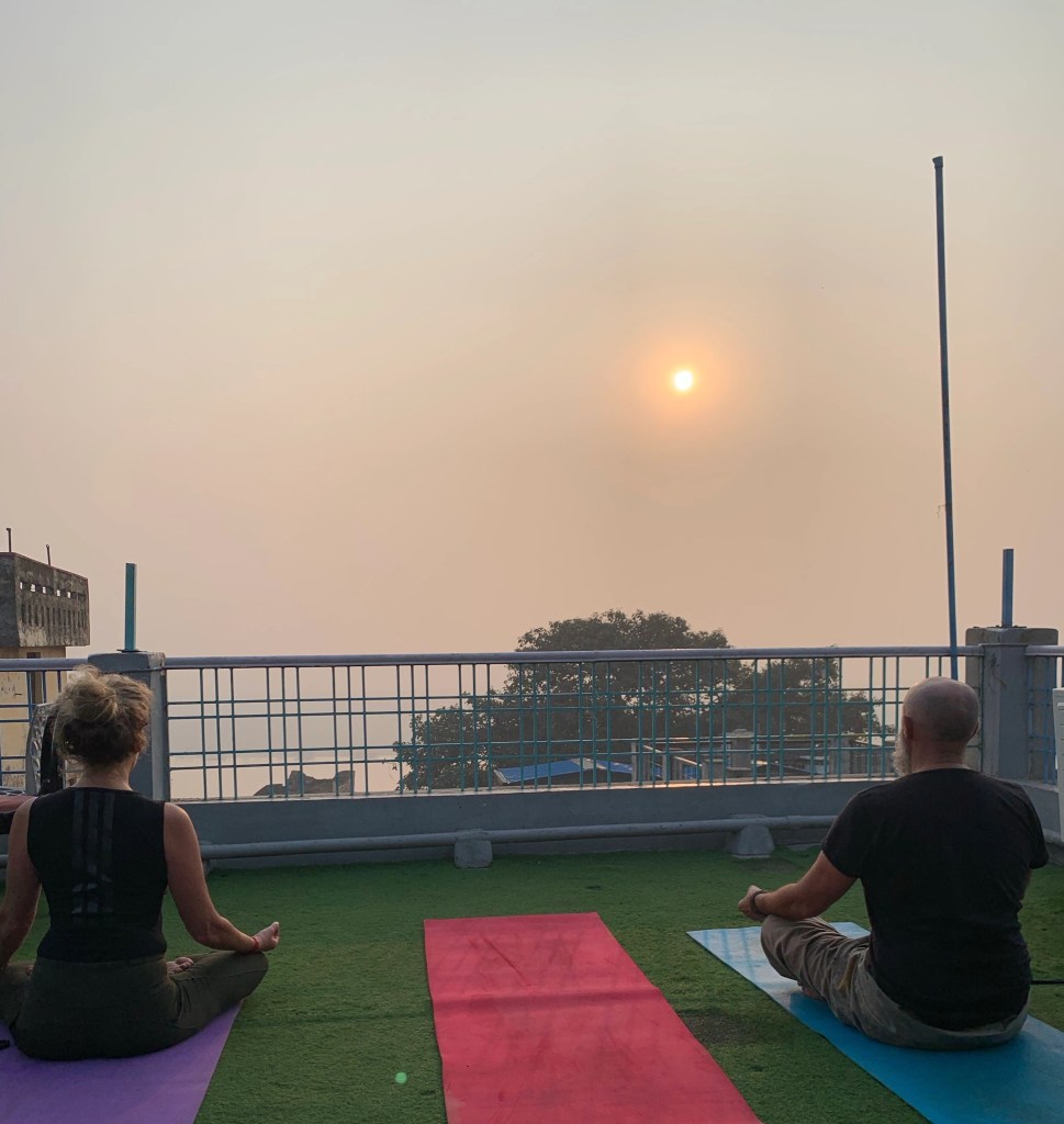 yoga onlineyoga yogaclass asana pranayam meditation varanasi banaras kashi ganga ghat sunriseyoga view hathayoga yogateacher ayushyoga yogasession groupyoga privateyoga yogamat yogapose yogainvaranasi yogawithayush yogaontheghat 