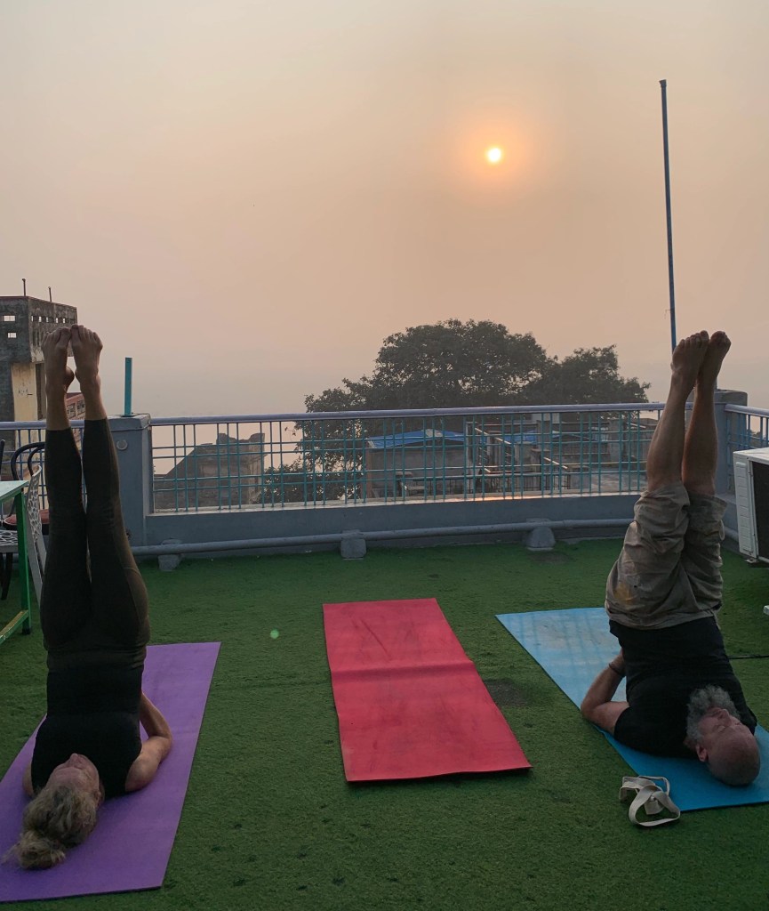 yoga onlineyoga yogaclass asana pranayam meditation varanasi banaras kashi ganga ghat sunriseyoga view hathayoga yogateacher ayushyoga yogasession groupyoga privateyoga yogamat yogapose yogainvaranasi yogawithayush yogaontheghat 