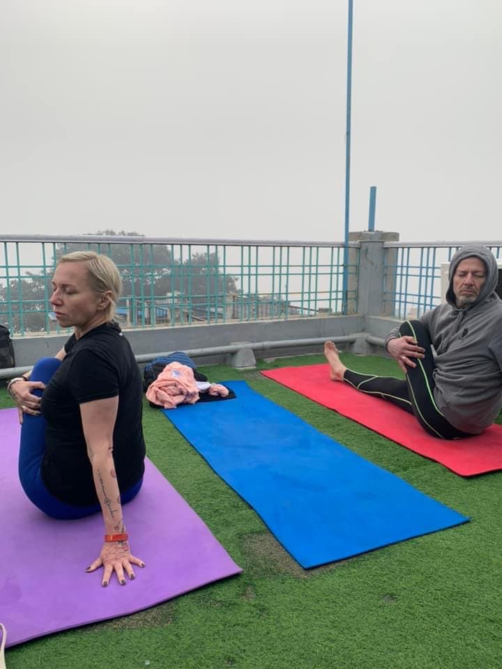 yoga onlineyoga yogaclass asana pranayam meditation varanasi banaras kashi ganga ghat sunriseyoga view hathayoga yogateacher ayushyoga yogasession groupyoga privateyoga yogamat yogapose yogainvaranasi yogawithayush yogaontheghat 