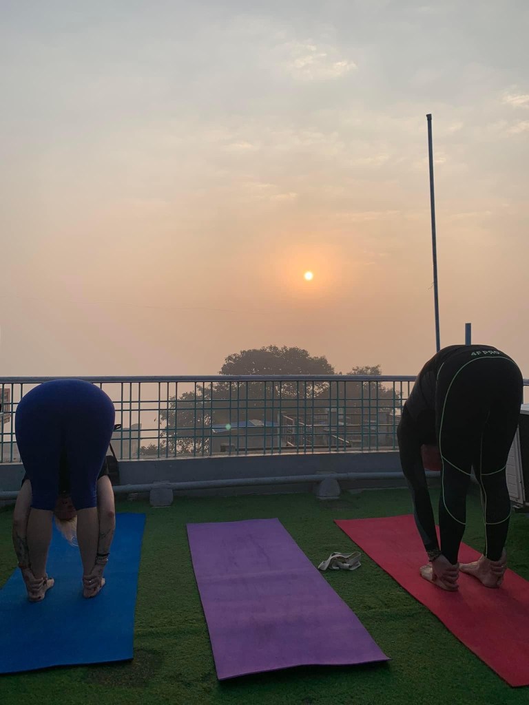 yoga onlineyoga yogaclass asana pranayam meditation varanasi banaras kashi ganga ghat sunriseyoga view hathayoga yogateacher ayushyoga yogasession groupyoga privateyoga yogamat yogapose yogainvaranasi yogawithayush yogaontheghat 