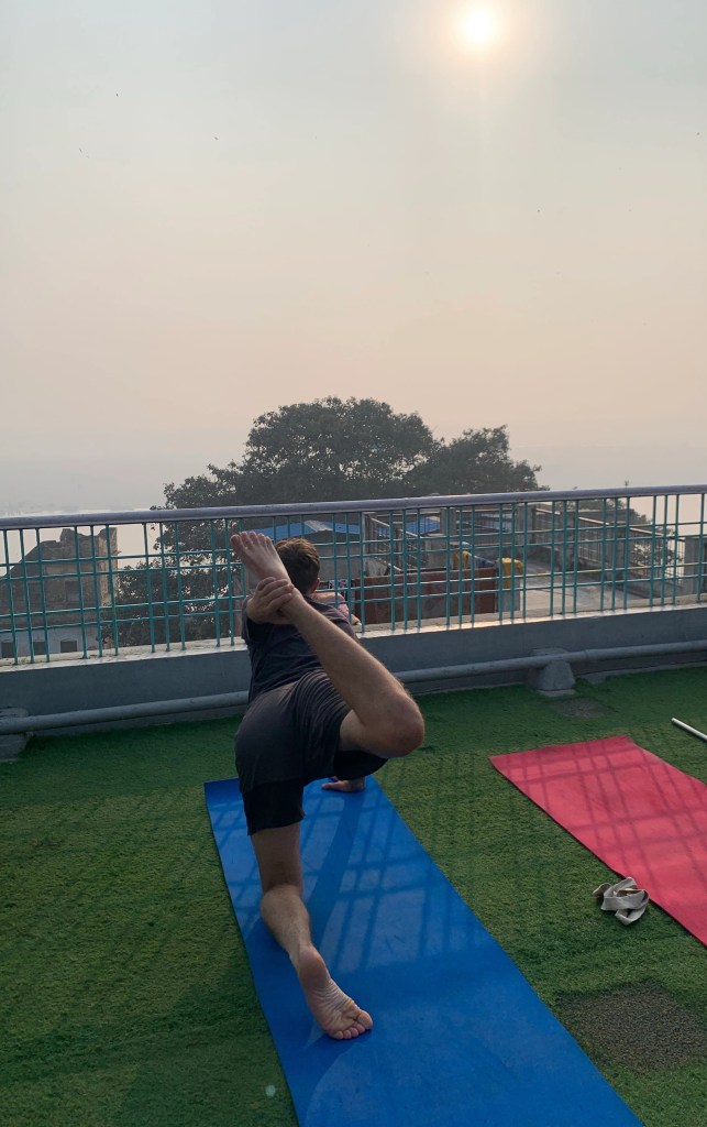 yoga onlineyoga yogaclass asana pranayam meditation varanasi banaras kashi ganga ghat sunriseyoga view hathayoga yogateacher ayushyoga yogasession groupyoga privateyoga yogamat yogapose yogainvaranasi yogawithayush yogaontheghat 