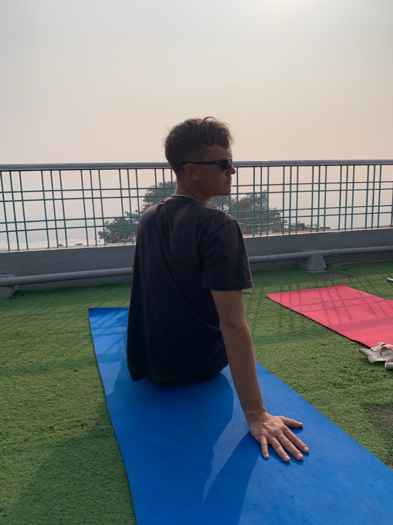 yoga onlineyoga yogaclass asana pranayam meditation varanasi banaras kashi ganga ghat sunriseyoga view hathayoga yogateacher ayushyoga yogasession groupyoga privateyoga yogamat yogapose yogainvaranasi yogawithayush yogaontheghat 