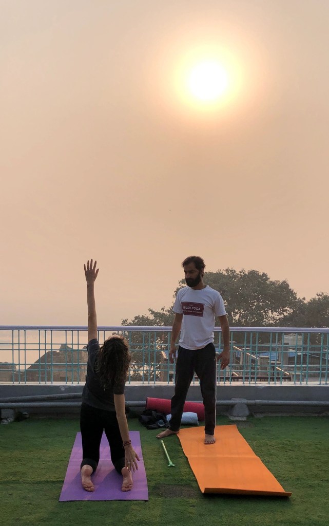 yoga onlineyoga yogaclass asana pranayam meditation varanasi banaras kashi ganga ghat sunriseyoga view hathayoga yogateacher ayushyoga yogasession groupyoga privateyoga yogamat yogapose yogainvaranasi yogawithayush yogaontheghat 