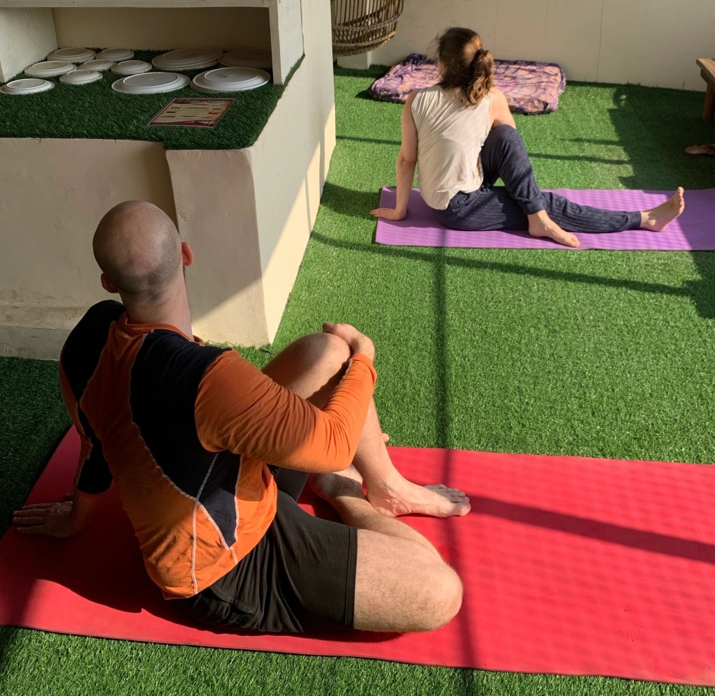 yoga onlineyoga yogaclass asana pranayam meditation varanasi banaras kashi ganga ghat sunriseyoga view hathayoga yogateacher ayushyoga yogasession groupyoga privateyoga yogamat yogapose yogainvaranasi yogawithayush yogaontheghat 